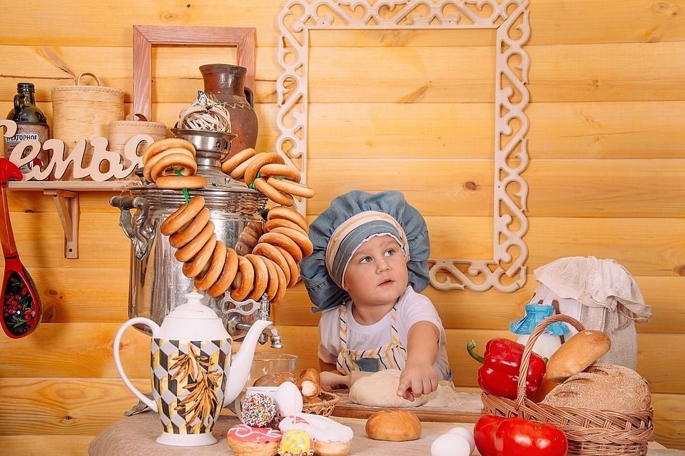 De beste kafeene og restaurantene i Jekaterinburg med barnerom i 2020